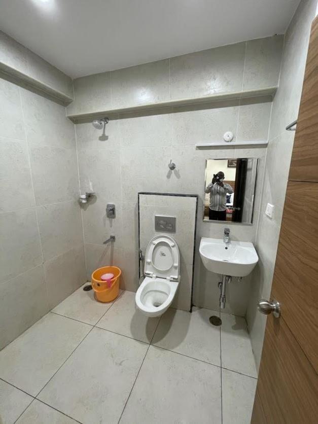 Srilakshmitulasiresidency Hotel Тирупати Екстериор снимка